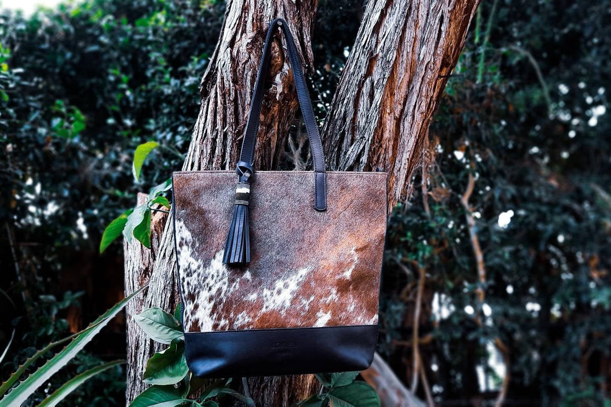 Personalized Leather Bag, Tote bag with zipper,  Black Leather tote bag with zip, Tote bag for women, gift for her,  Handmade leather bag, - Maasai Chief