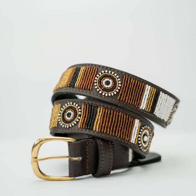MAASAI OR ET MARRON : Ceinture en cuir perlé Massaï faite à la main – Ceinture artisanale tribale africaine pour hommes et femmes – Style ethnique bohème décontracté