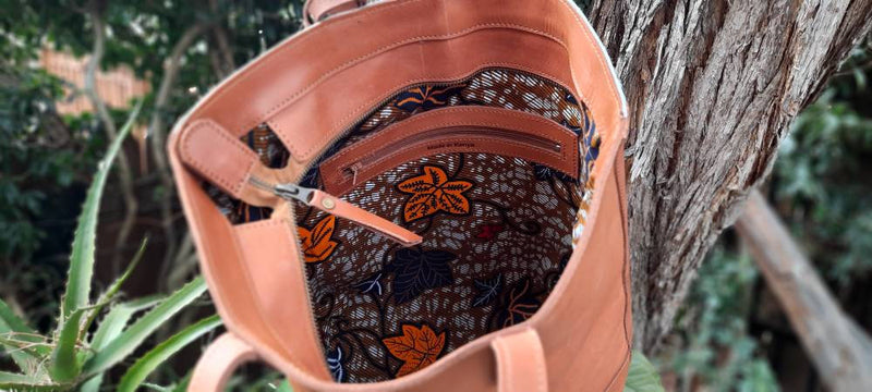Personalized Leather Bag, Tote bag with zipper,  Beige  Leather tote bag with zip, Tote bag for women, gift for her,  Handmade leather bag, - Maasai Chief